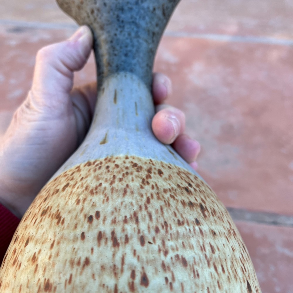Handmade Art Pottery Vase - Picture 9 of 11